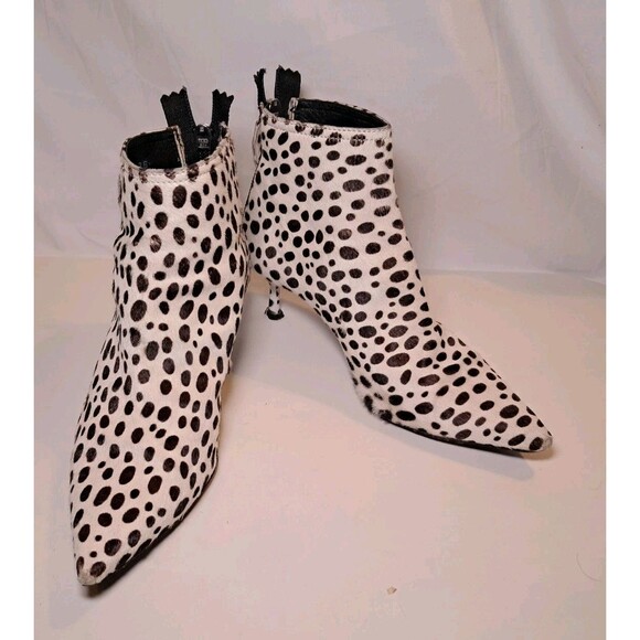 AGL Size 36 EU/6 US Calf Hair Animal Print Booties Attilio Giusti NEED HEELING - Picture 1 of 12